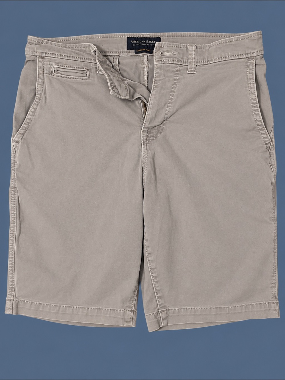American Eagle Outfitters Men’s Light Taupe Cargo Shorts